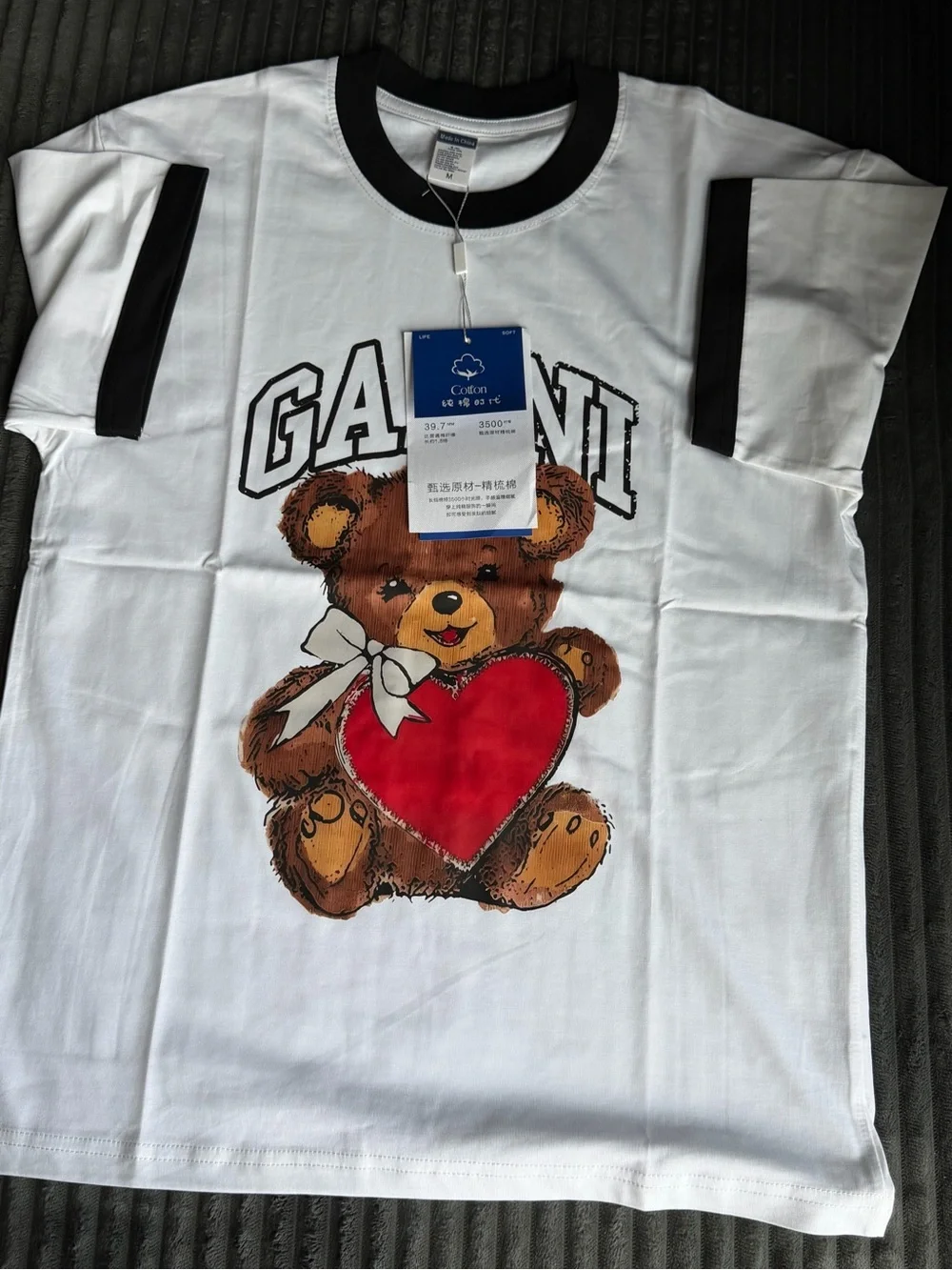 Teddy Bear Heart Graphic Ringer Tee -NWT - Picture 4 of 4